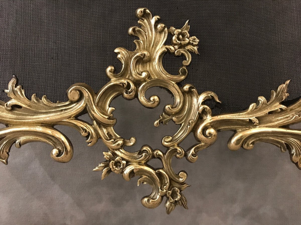Pare feu écran de cheminée ancien en bronze d'époque 19 ème 