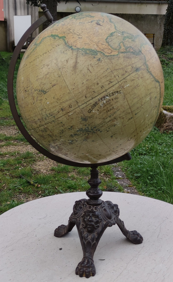 Old terrestrial globe J. LEBEGUE & Cie cast iron base