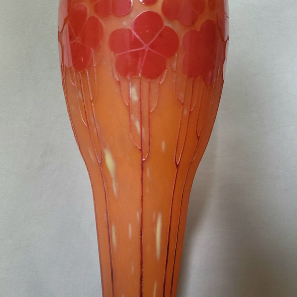 Grand vase Schneider "modèle Cardamines "  Signé Le Verre Français"   vers 1925, hauteur 59,5 cm  