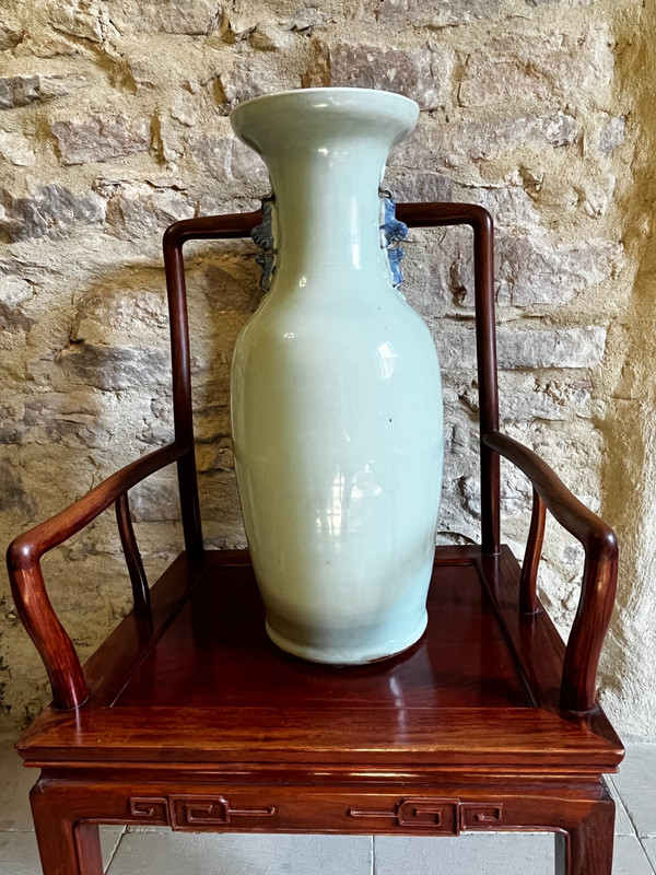 Vaso cinese del XIX secolo, blu su fondo celadon