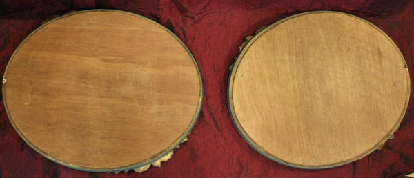 47 X 57 Cm, Paire De Miroirs Ovales Anciens, Patiné Vert Et Dorure, Décor De Roses