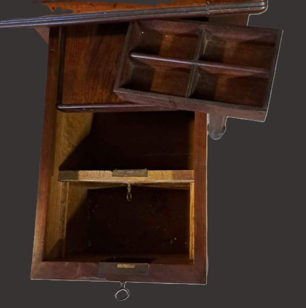 Bureau à Cylindre  en Plume d'Acajou- Style Directoire - Milieu XIXème Siècle 