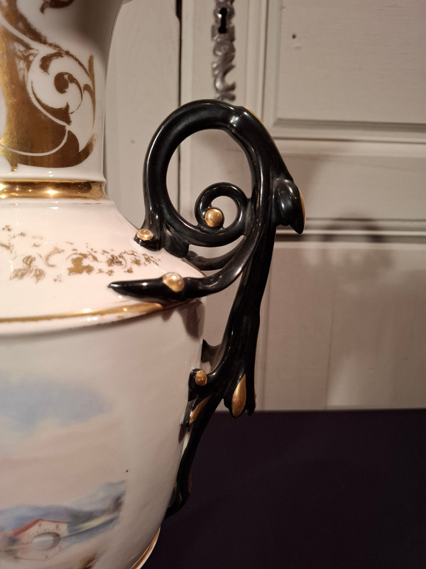 Pair of Paris porcelain baluster vases, Napoleon III period.