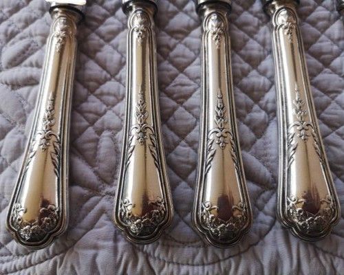 6 English-blade table knives
