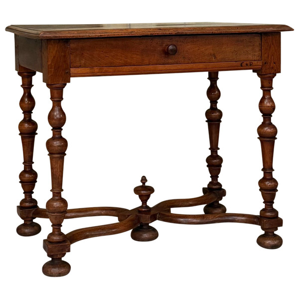 Table A Ecrire En Noyer d'Epoque Louis XIV Estampille XVIIème Siecle