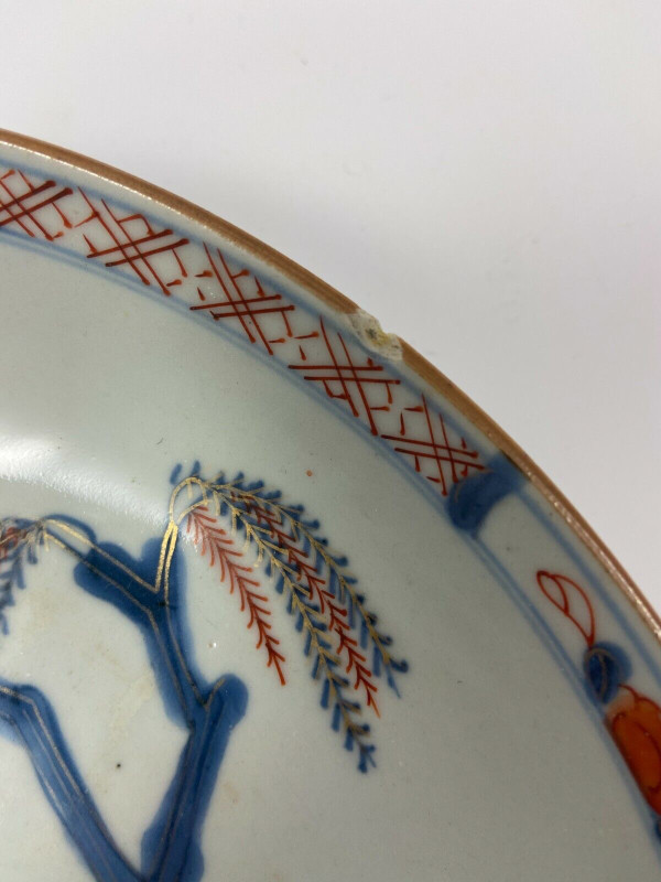Soup plate Imari Compagnie des Indes 18th century white background gold highlights