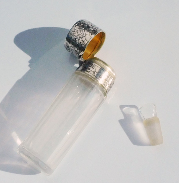 Flacon à Sels Parfum cristal argent fin XIXe Art Nouveau