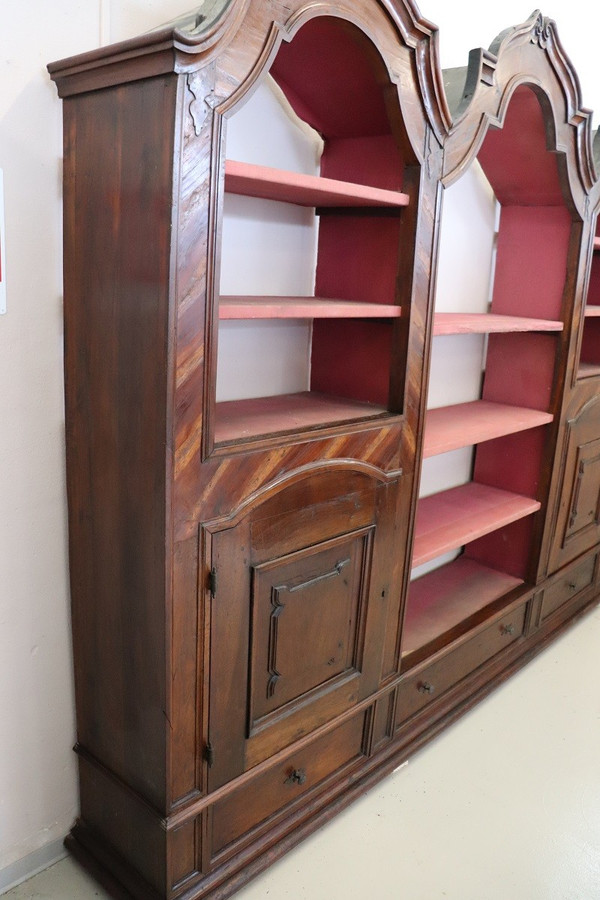 Libreria in noce, fine XVII secolo