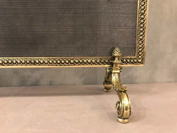 Beautiful Louis XVI style bronze fireplace screen from the 19th century.