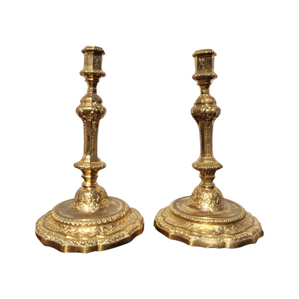Coppia di candelieri al mercurio in bronzo dorato, XIX secolo