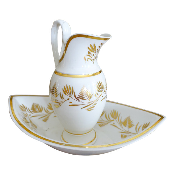 Set aus Waschbecken aus Pariser Porzellan, Kanne und Becken mit weißem & goldenem Dekor, Epoche Empire