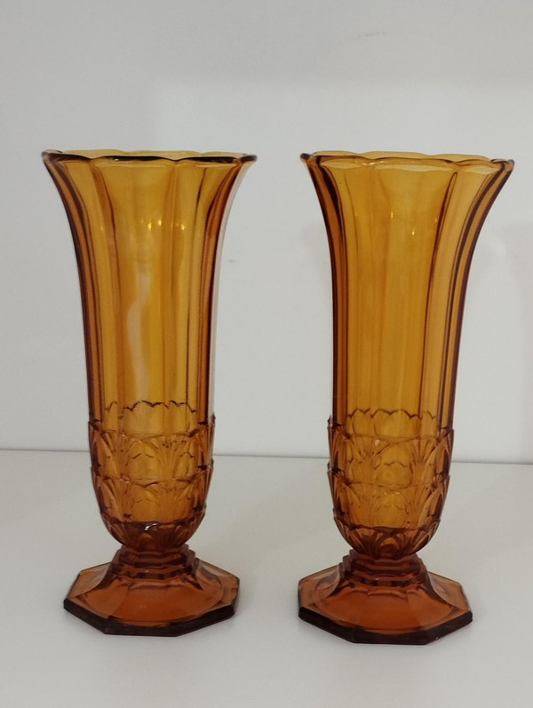 Pair of vases from theVal-Saint-Lambert crystal glassworks