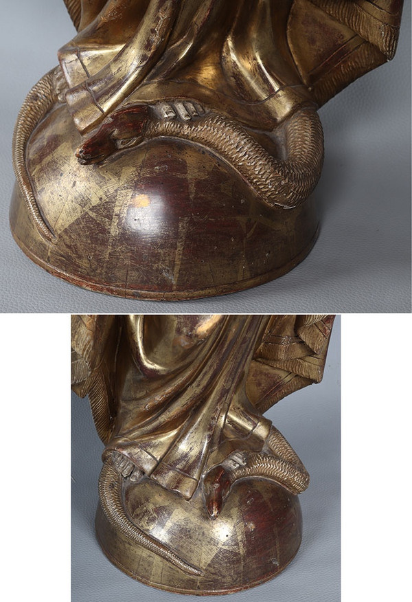 Large 18th century Virgin Mary, 67 cm, carved in gilded wood with gold leaf and polychrome.