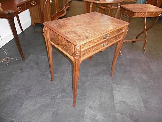 Jugendstil-Arbeiterin