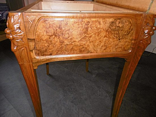 Jugendstil-Arbeiterin