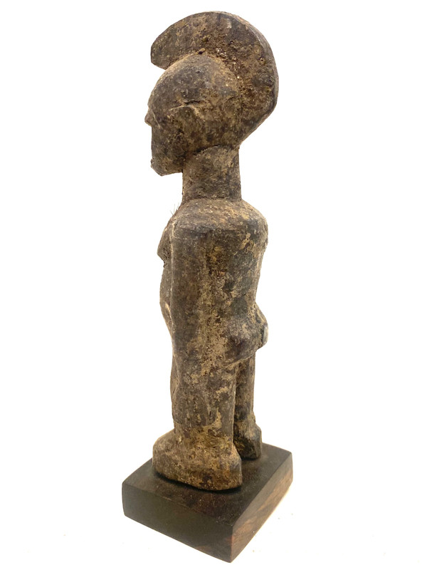 LOBI altar statue