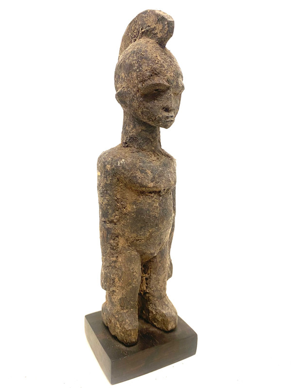 LOBI altar statue