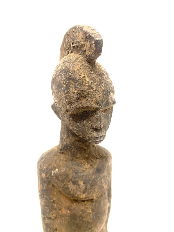 LOBI altar statue