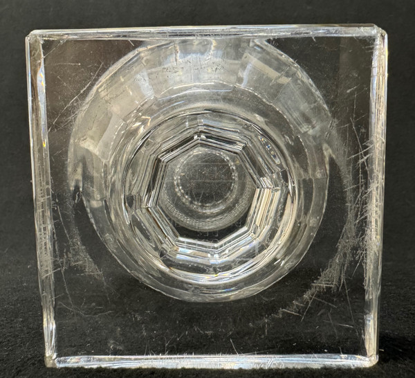 Baccarat - Vaso in cristallo a forma di Medici, modello Laeticia. 