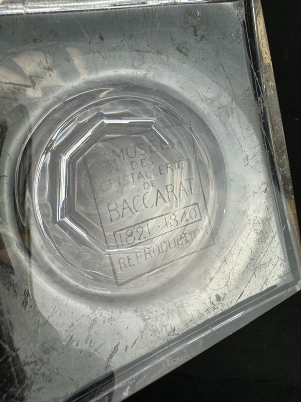 Baccarat - Vaso in cristallo a forma di Medici, modello Laeticia. 
