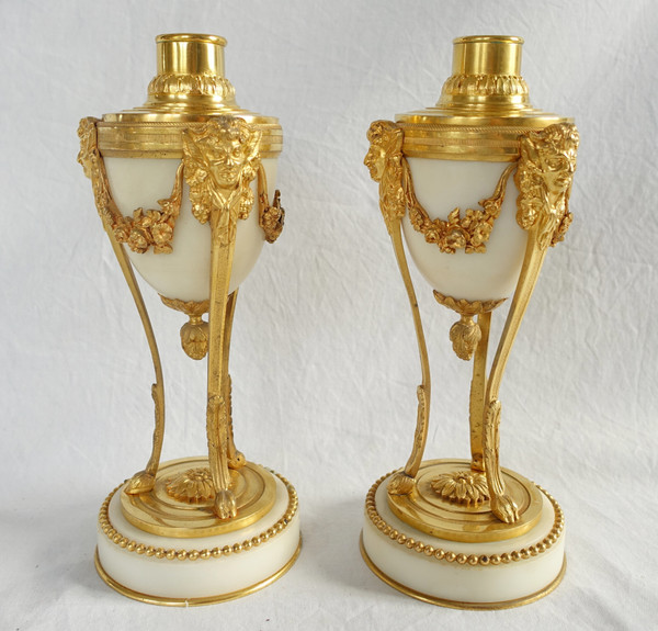 Pair of cassolettes with inverted candlesticks in gilded bronze and marble, Louis XVI style