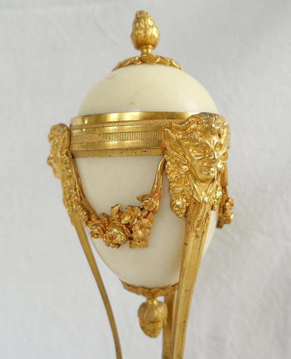 Pair of cassolettes with inverted candlesticks in gilded bronze and marble, Louis XVI style