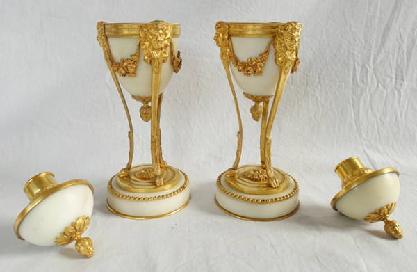 Pair of cassolettes with inverted candlesticks in gilded bronze and marble, Louis XVI style