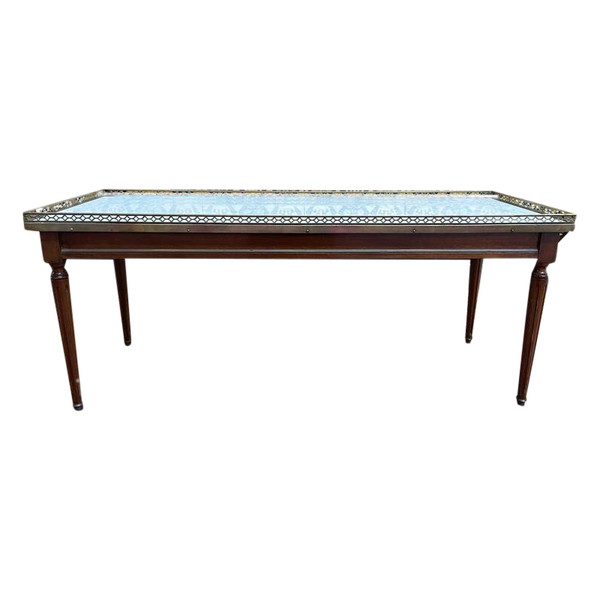 Louis XVI style coffee table in Carrara marble