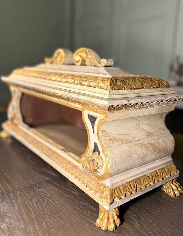 Large Polychrome Reliquary Shrine - 18th Century