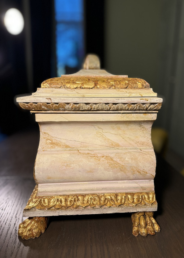 Large Polychrome Reliquary Shrine - 18th Century