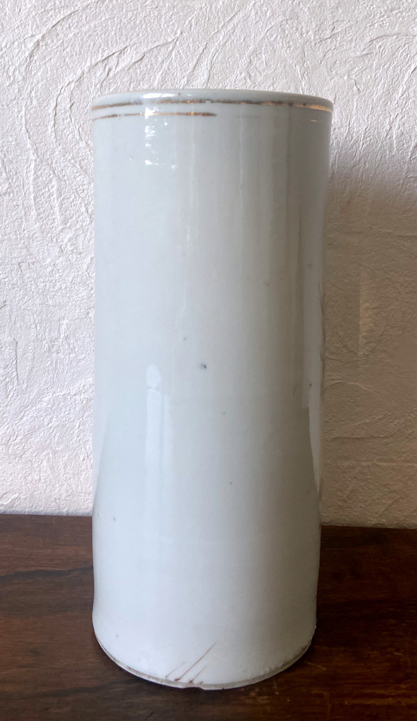 Chinese porcelain scroll vase