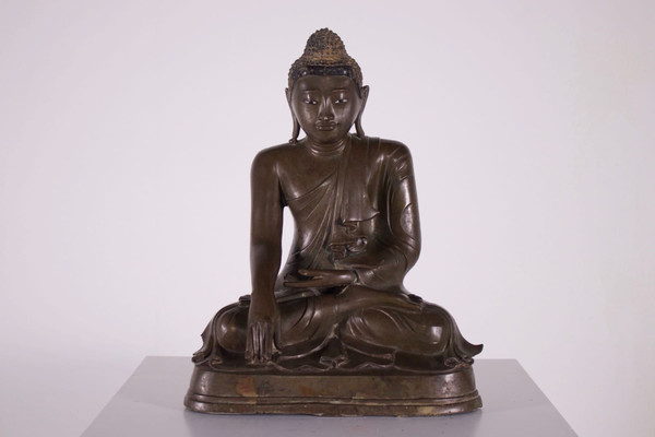 Burmese bronze Buddha, Mandalay period.