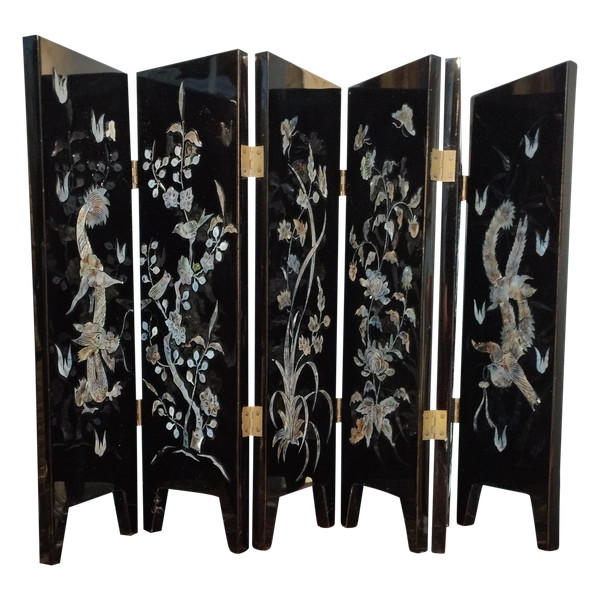 Vietnamese screen in lacquered wood and mother-of-pearl