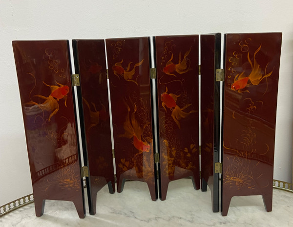 Vietnamese screen in lacquered wood and mother-of-pearl