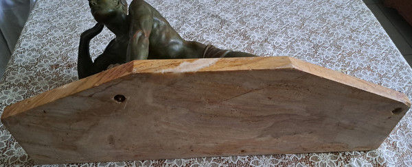 Grande scultura in ghisa del cacciatore che osserva - Art Déco firmata Ugo Cipriani (1887-1960)