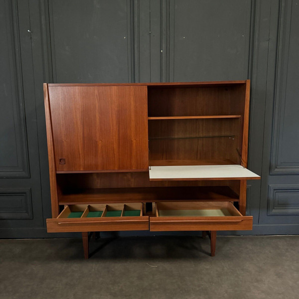 Skandinavisches Sideboard aus Teakholz, 20. Jahrhundert