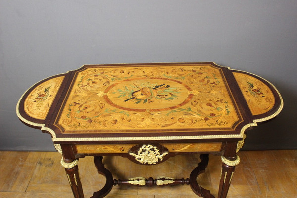 Table De Milieu Napoléon III En Marqueterie Vers 1880