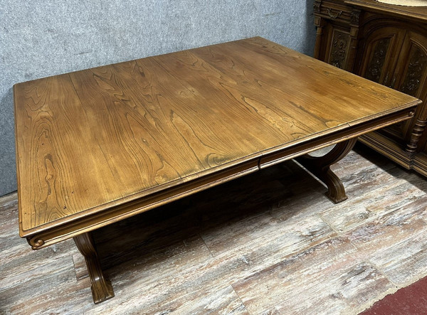 D'après Louis Majorelle : Muséale table école de Nancy en noyer et frêne époque Art Nouveau 