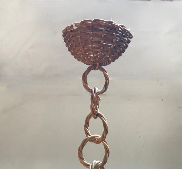 Lampada a sospensione in rattan degli anni '50.