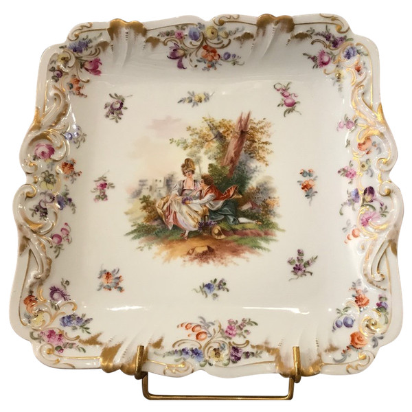 19th century English porcelain cake dish by "Derby".