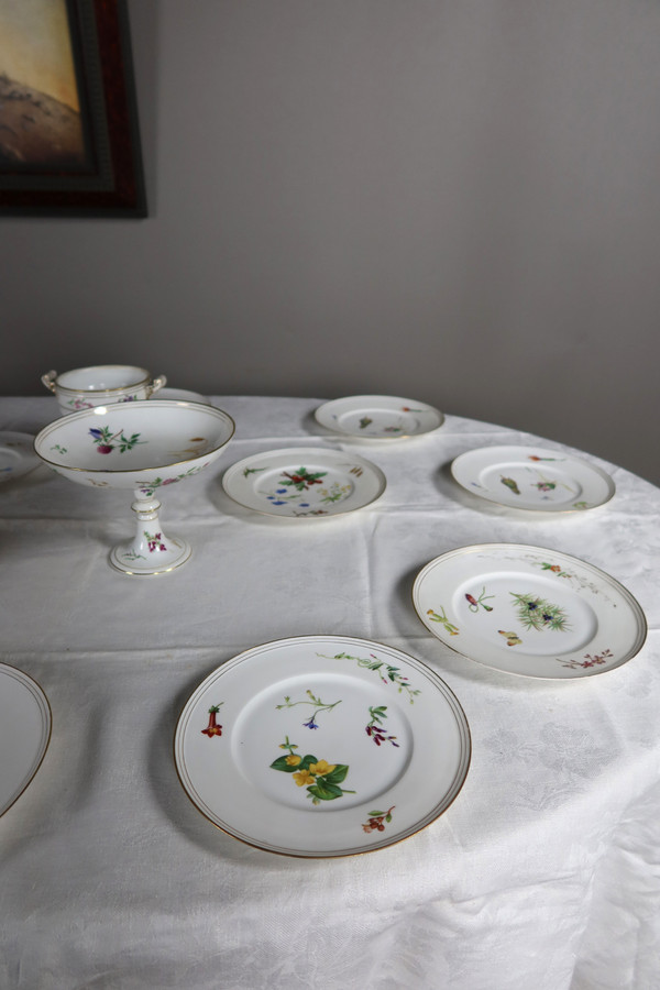 Service de table en porcelaine fin XIX