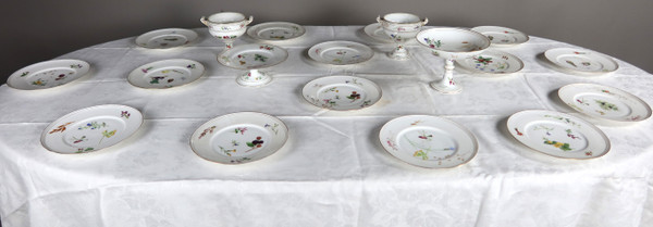 Service de table en porcelaine fin XIX
