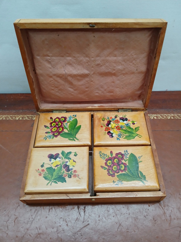 Boîte de Spa quadrille.
