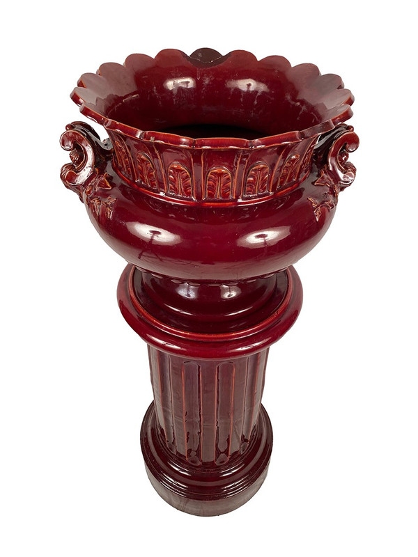 Complete with red glazed ceramic planter on column
