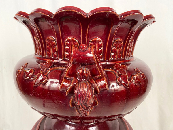 Complete with red glazed ceramic planter on column
