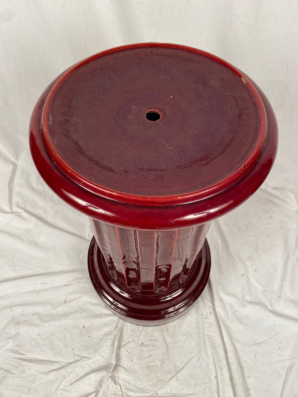Complete with red glazed ceramic planter on column