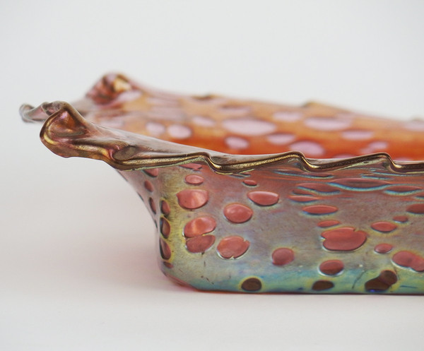 Iridescent glass bowl Orbulin or Diaspora by Loetz