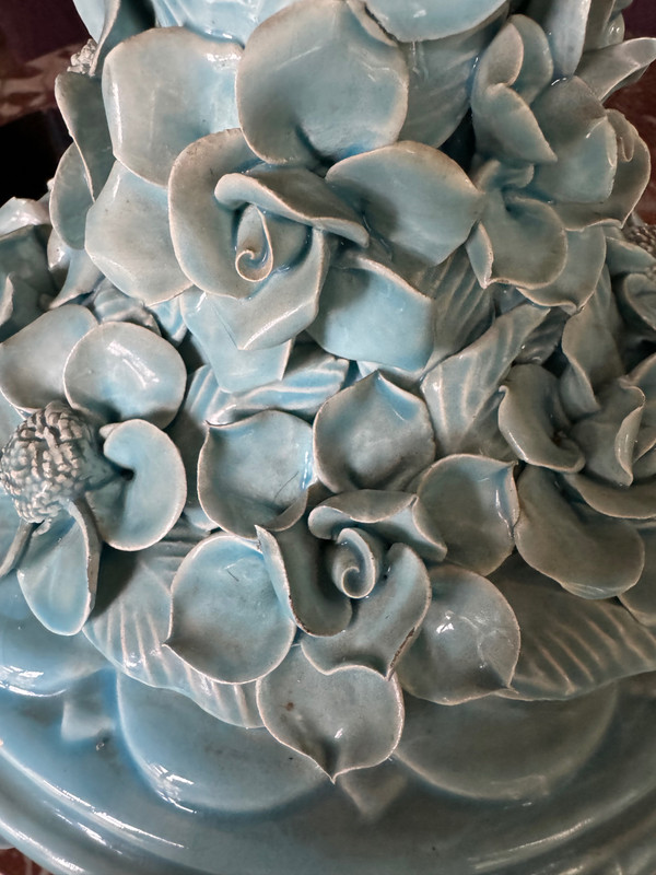 Importante e bella lampada in ceramica Art Nouveau