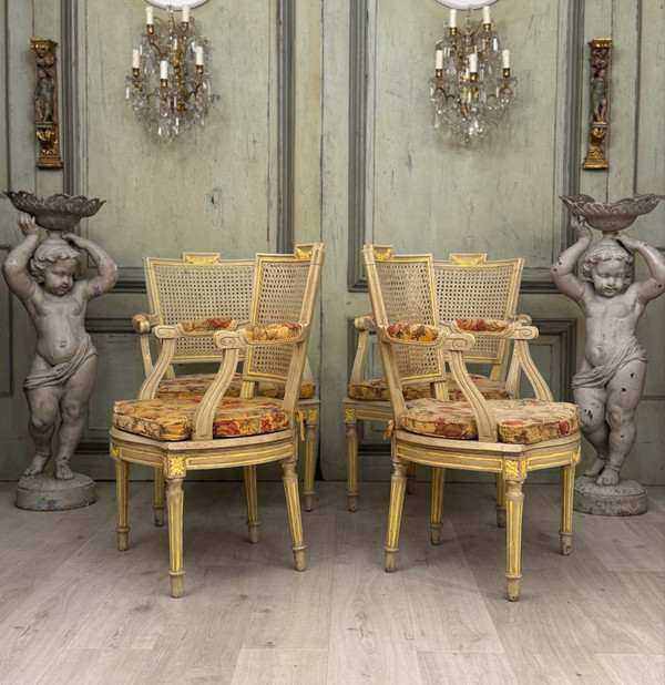 Mobilier De Salon En Bois Laqué d'Epoque Louis XVI, Vers 1780