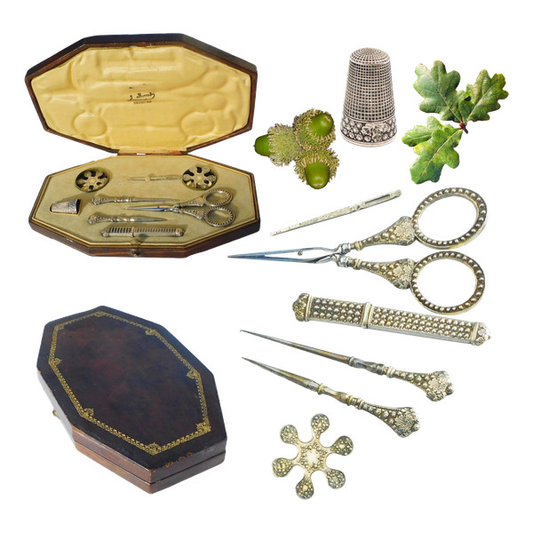 Sewing Kit Solid Silver Oak Decor Embroidery Scissors Case Needles Awl Bobbin